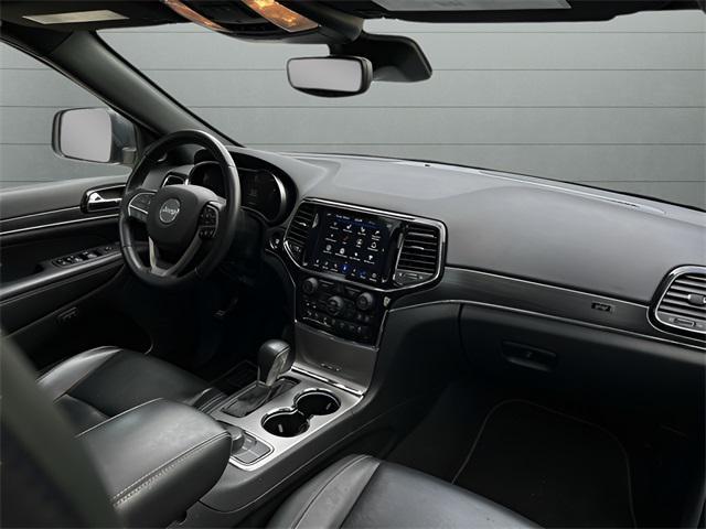 Photo of 2021 Pacific Blue Clearcoat Jeep Grand Cherokee