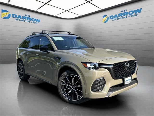Photo of 2025 Zircon Sand Metallic Mazda CX-70