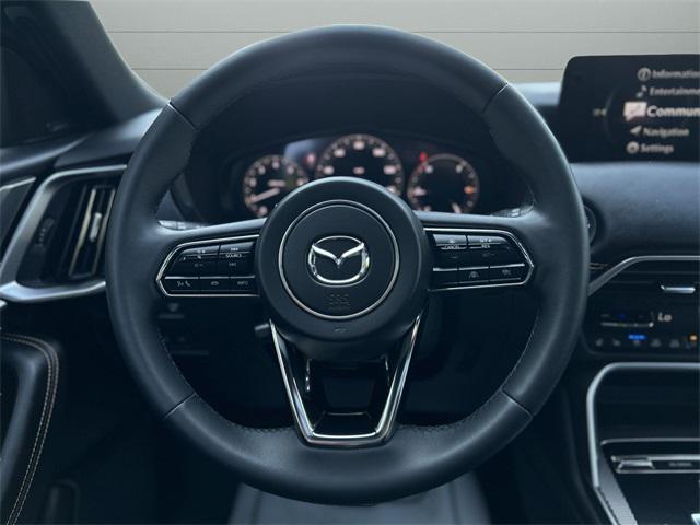 Photo of 2025 Zircon Sand Metallic Mazda CX-70