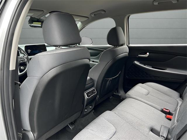 Photo of 2023 Shimmering Silver Pearl Hyundai SANTA FE
