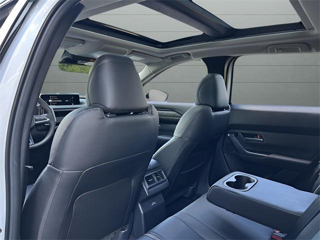 Photo of 2025 Wind Chill Pearl Mazda CX-50 Hybrid