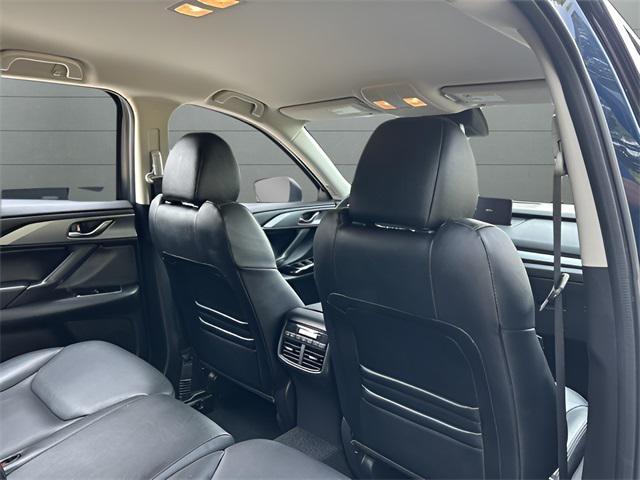 Photo of 2022 Deep Crystal Blue Mica Mazda CX-9