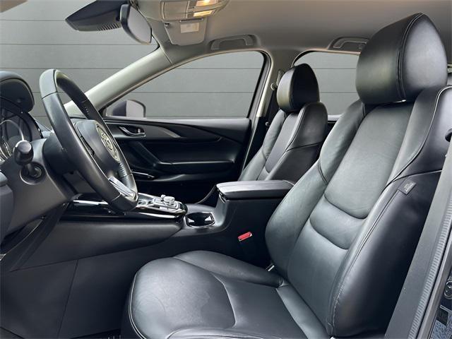 Photo of 2022 Deep Crystal Blue Mica Mazda CX-9