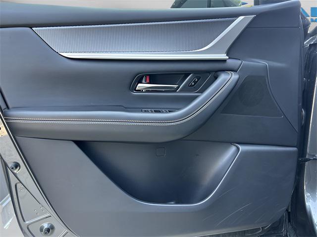 Photo of 2025 Machine Gray Metallic Mazda CX-90