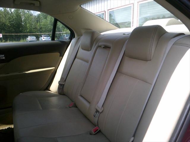 Photo of 2008 Vivid Red Clearcoat Metallic Mercury Milan