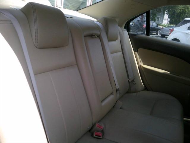 Photo of 2008 Vivid Red Clearcoat Metallic Mercury Milan