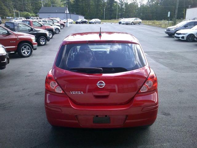 Photo of 2008 Red Alert Metallic Nissan Versa