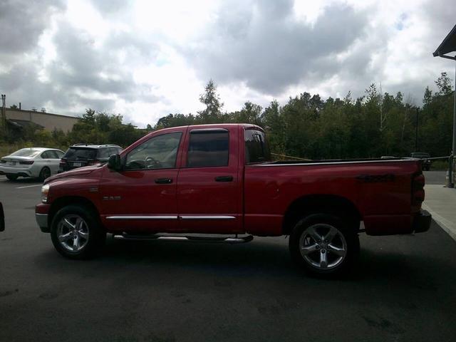 Photo of 2008 Red Dodge Ram 1500