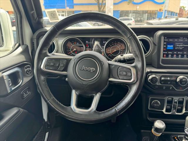 Photo of 2021 Bright White Clearcoat Jeep Wrangler Unlimited