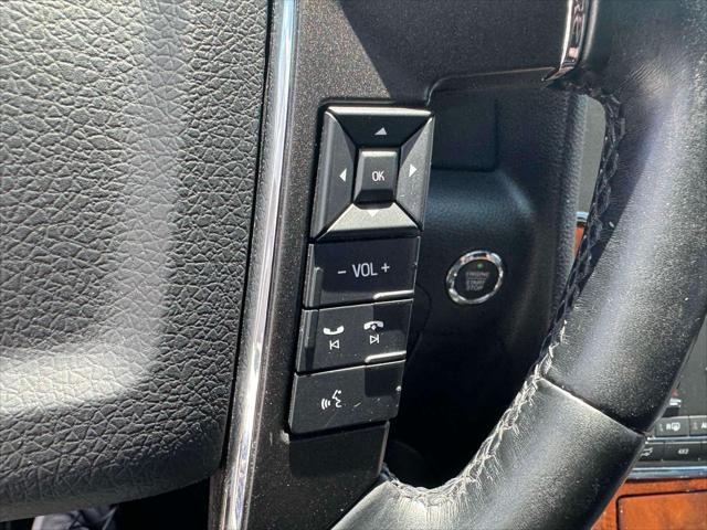 Photo of 2017 Ingot Silver Lincoln Navigator