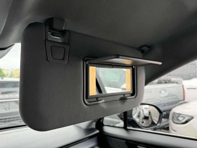 Photo of 2022 Infinite Black Metallic Clearcoat Lincoln Corsair