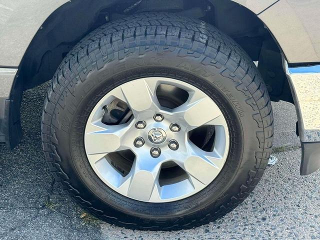 Photo of 2020 Granite Crystal Metallic Clearcoat RAM 1500