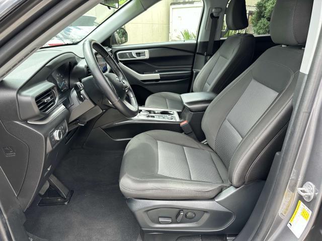 Photo of 2022 Carbonized Gray Metallic Ford Explorer