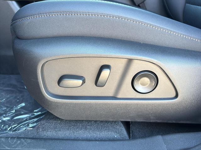 Photo of 2026 Lakeshore Blue Metallic Chevrolet Equinox