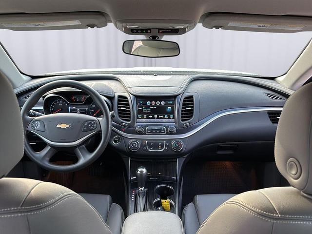 Photo of 2019 Silver Ice Metallic Chevrolet Impala