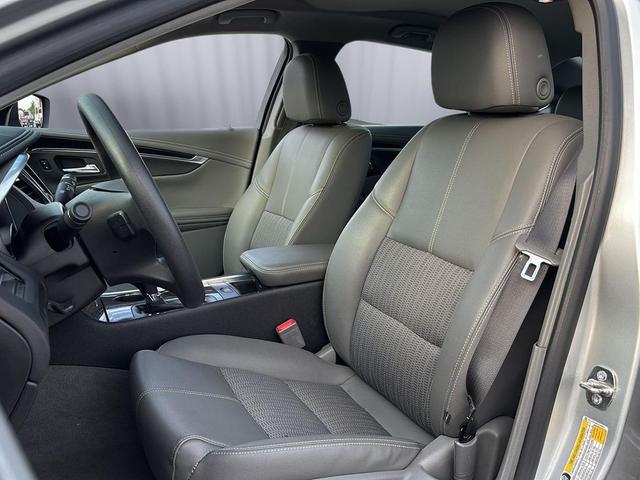 Photo of 2019 Silver Ice Metallic Chevrolet Impala