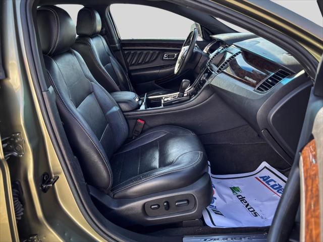 Photo of 2013 Ginger Ale Metallic Ford Taurus