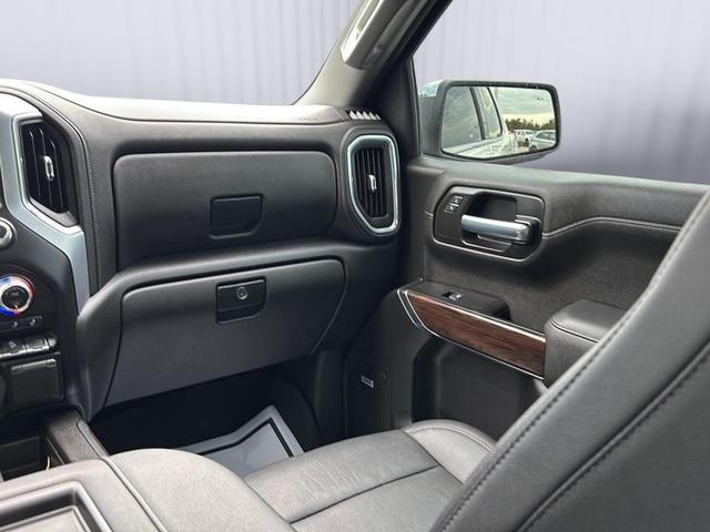 Photo of 2022 Summit White GMC Sierra 1500
