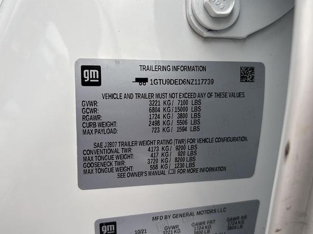 Photo of 2022 Summit White GMC Sierra 1500