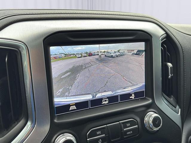 Photo of 2022 Summit White GMC Sierra 1500