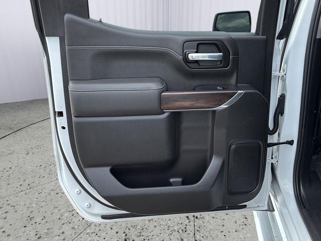 Photo of 2022 Summit White GMC Sierra 1500