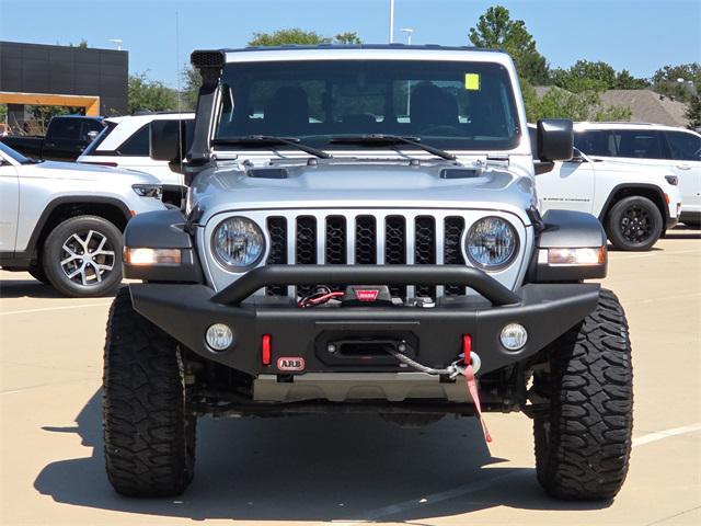 Photo of 2023 Silver Zynith Clearcoat Jeep Gladiator