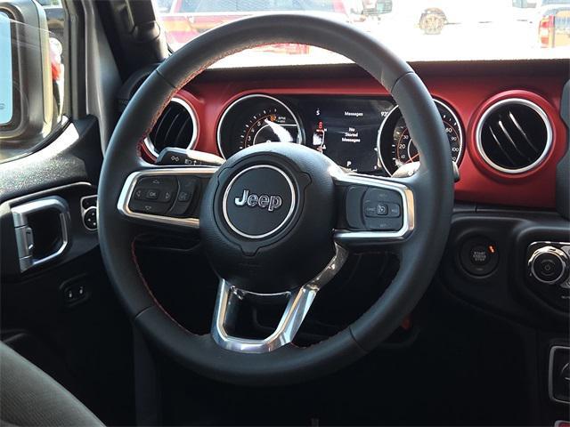 Photo of 2023 Silver Zynith Clearcoat Jeep Gladiator