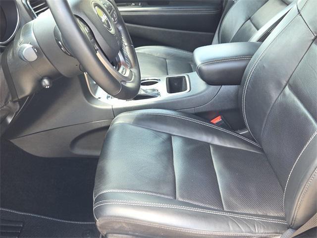 Photo of 2021 Bright White Clearcoat Jeep Grand Cherokee