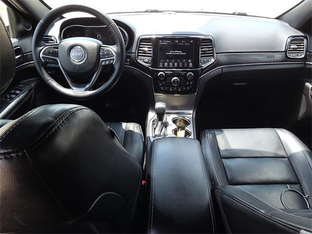 Photo of 2021 Bright White Clearcoat Jeep Grand Cherokee