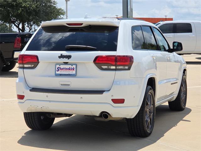 Photo of 2021 Bright White Clearcoat Jeep Grand Cherokee