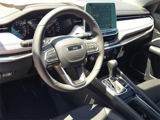 Photo of 2025 Hydro Blue Pearlcoat Jeep Compass