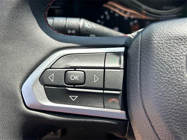 Photo of 2024 Bright White Clearcoat Jeep Compass