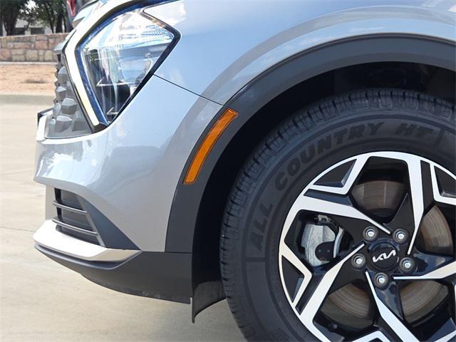 Photo of 2023 Steel Gray Kia Sportage
