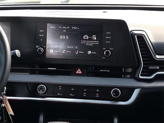 Photo of 2023 Steel Gray Kia Sportage