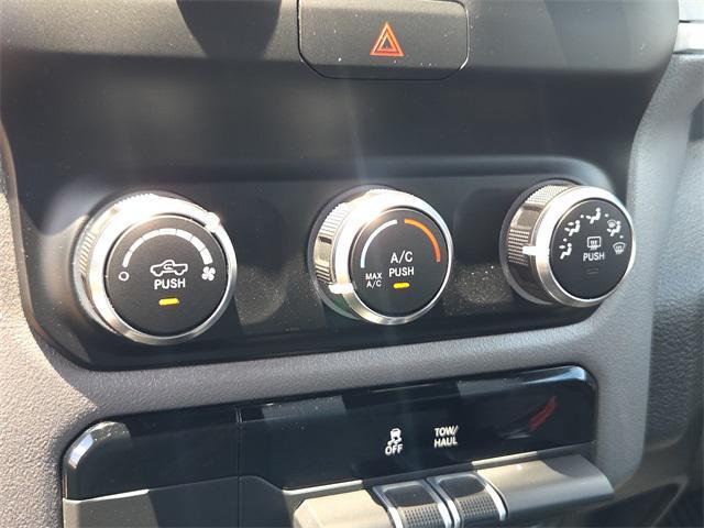 Photo of 2023 Billet Silver Metallic Clearcoat RAM 1500