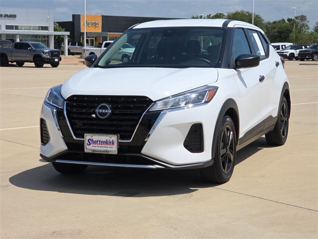 Photo of 2023 Fresh Powder Nissan Kicks