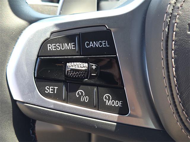 Photo of 2025 Mineral White Metallic BMW X7