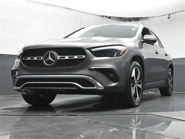 Photo of 2025 Mountain Gray Metallic Mercedes-Benz GLA 250