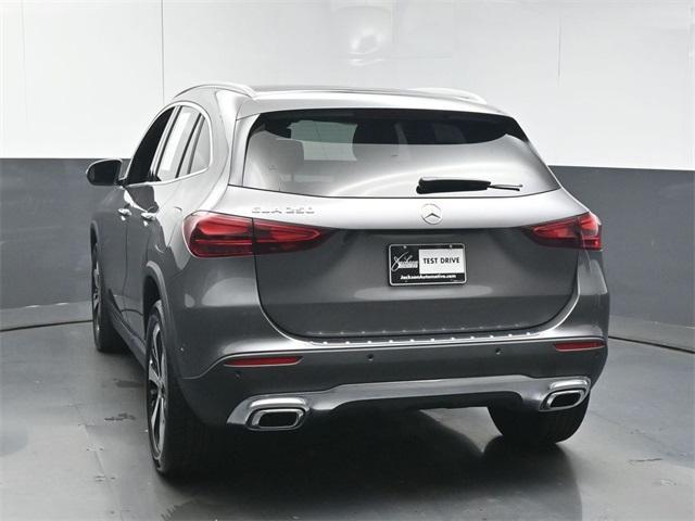 Photo of 2025 Mountain Gray Metallic Mercedes-Benz GLA 250