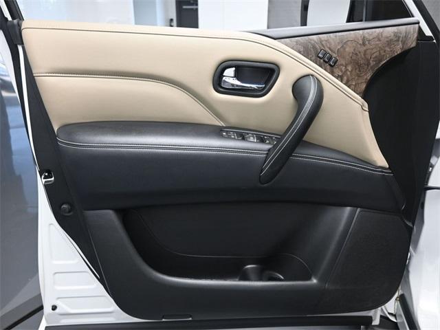 Photo of 2021 Moonstone White INFINITI QX80