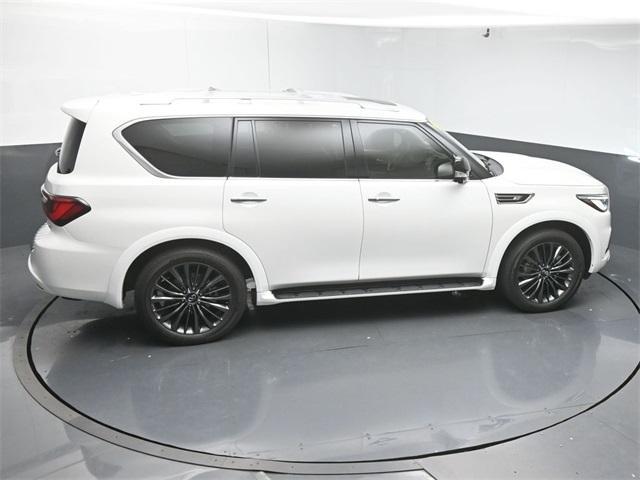 Photo of 2021 Moonstone White INFINITI QX80