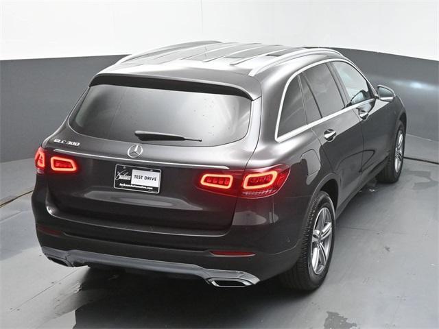 Photo of 2022 Graphite Gray Metallic Mercedes-Benz GLC 300