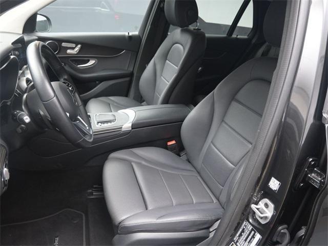 Photo of 2022 Graphite Gray Metallic Mercedes-Benz GLC 300