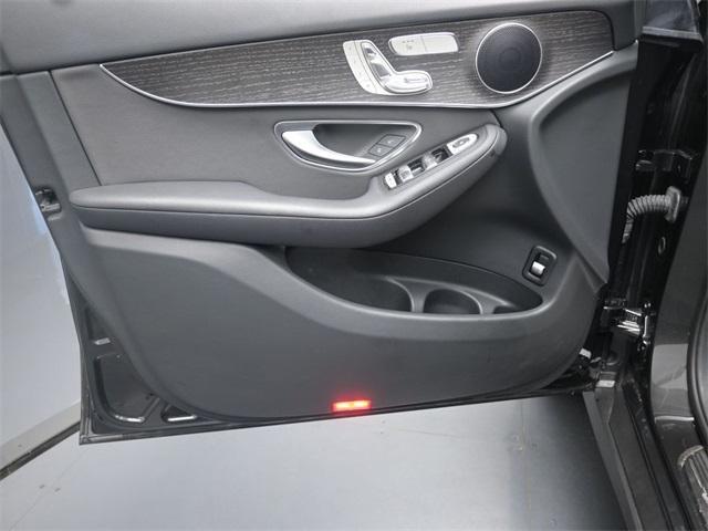 Photo of 2022 Graphite Gray Metallic Mercedes-Benz GLC 300