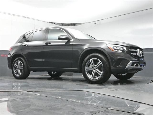 Photo of 2022 Graphite Gray Metallic Mercedes-Benz GLC 300