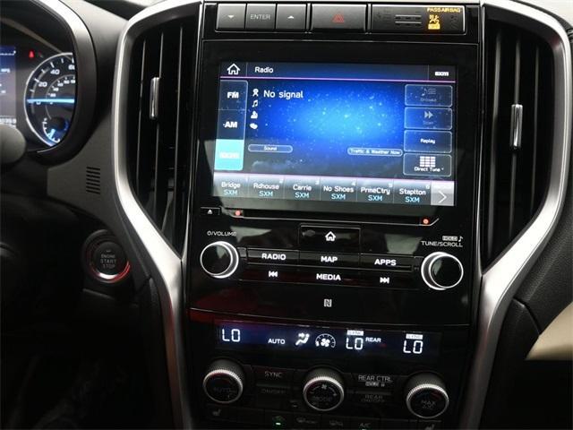Photo of 2021 Crystal White Pearl Subaru Ascent