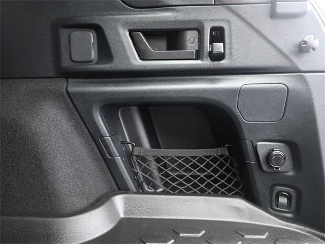 Photo of 2025 Ice Silver Metallic Subaru Outback