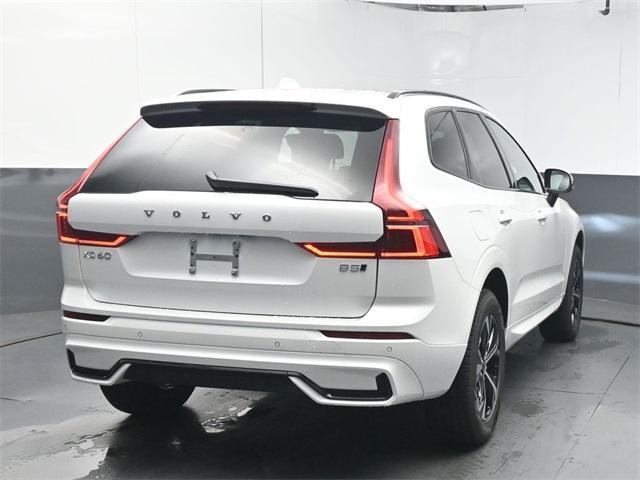 Photo of 2026 Crystal White Volvo XC60