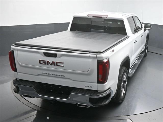 Photo of 2022 Summit White GMC Sierra 1500
