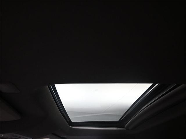 Photo of 2022 Summit White GMC Sierra 1500
